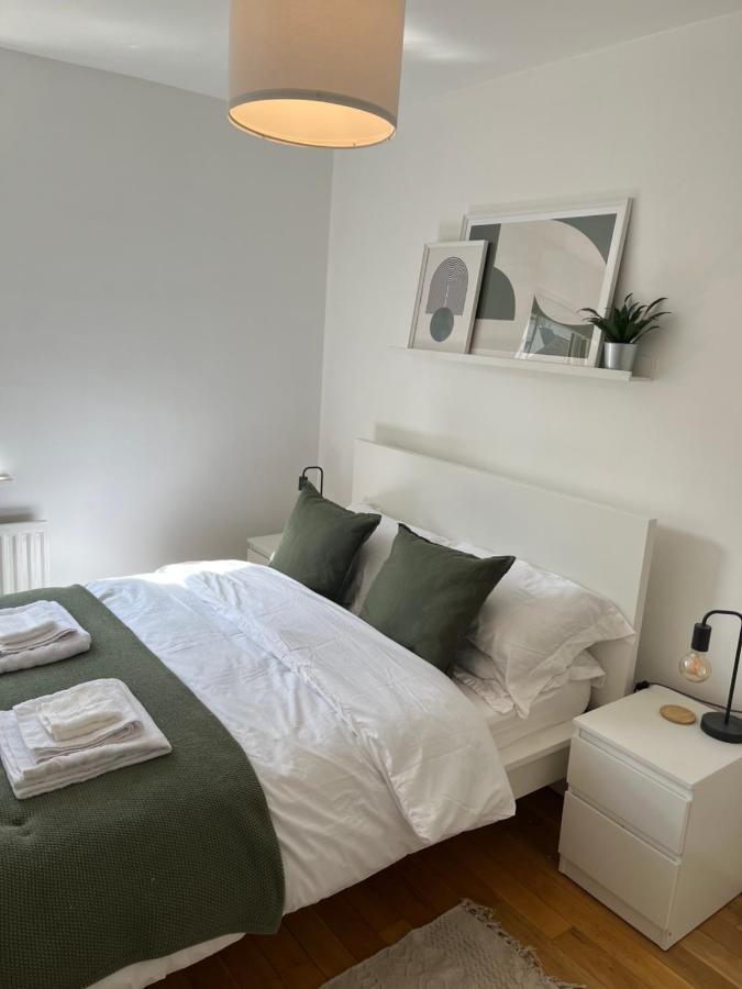 דורהם Homely 2 Story Cathedral City Apartment מראה חיצוני תמונה
