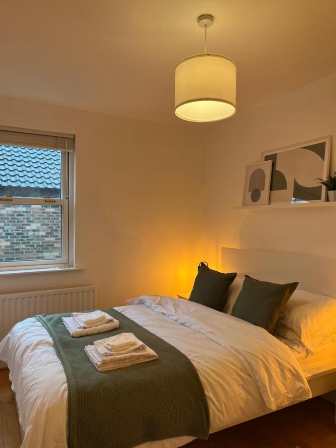 דורהם Homely 2 Story Cathedral City Apartment מראה חיצוני תמונה
