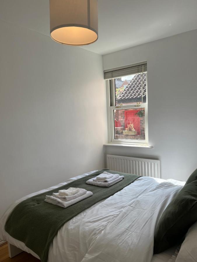 דורהם Homely 2 Story Cathedral City Apartment מראה חיצוני תמונה