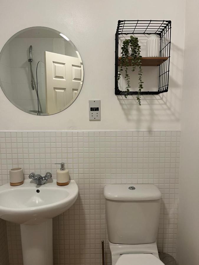 דורהם Homely 2 Story Cathedral City Apartment מראה חיצוני תמונה