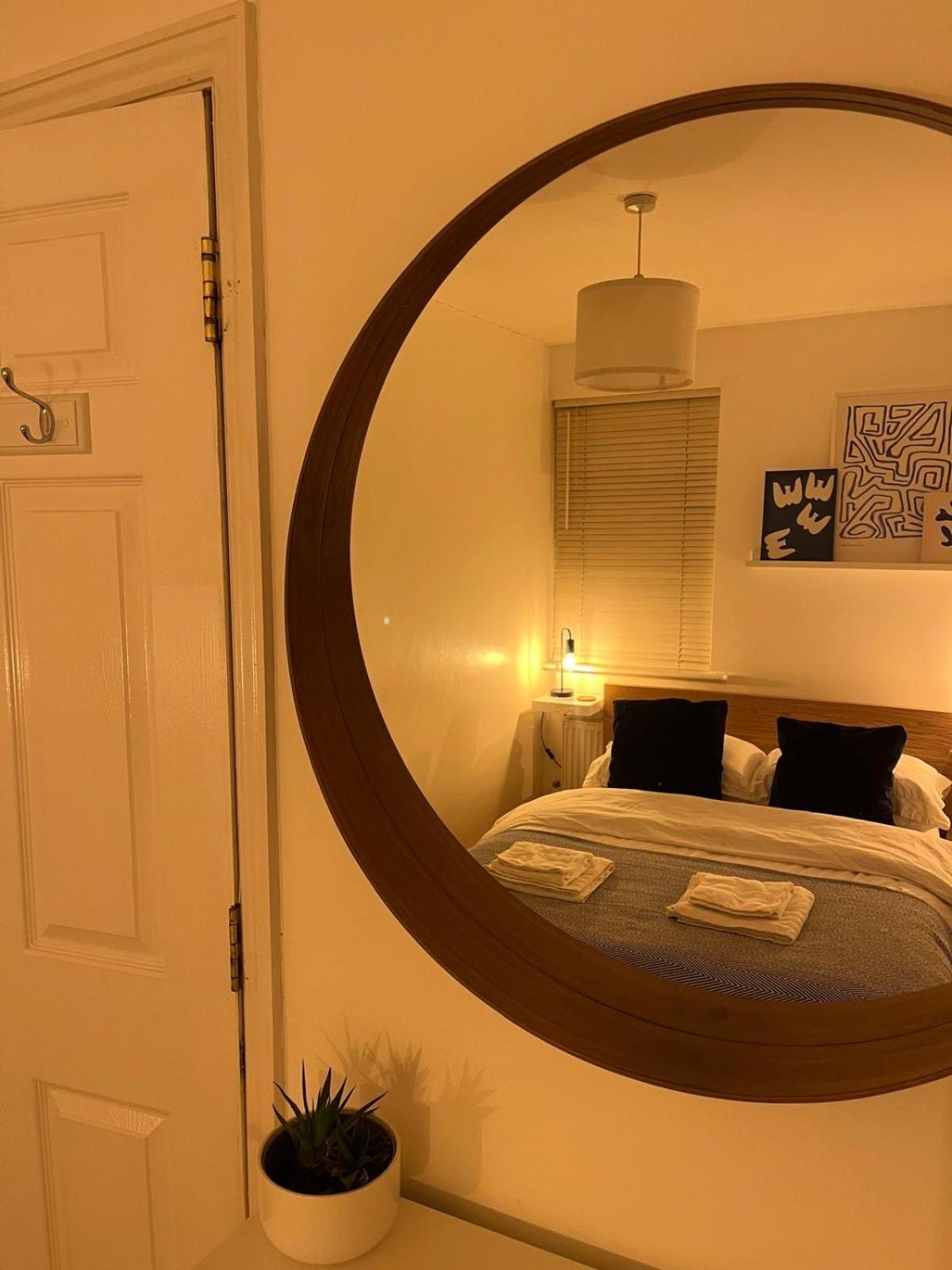 דורהם Homely 2 Story Cathedral City Apartment מראה חיצוני תמונה