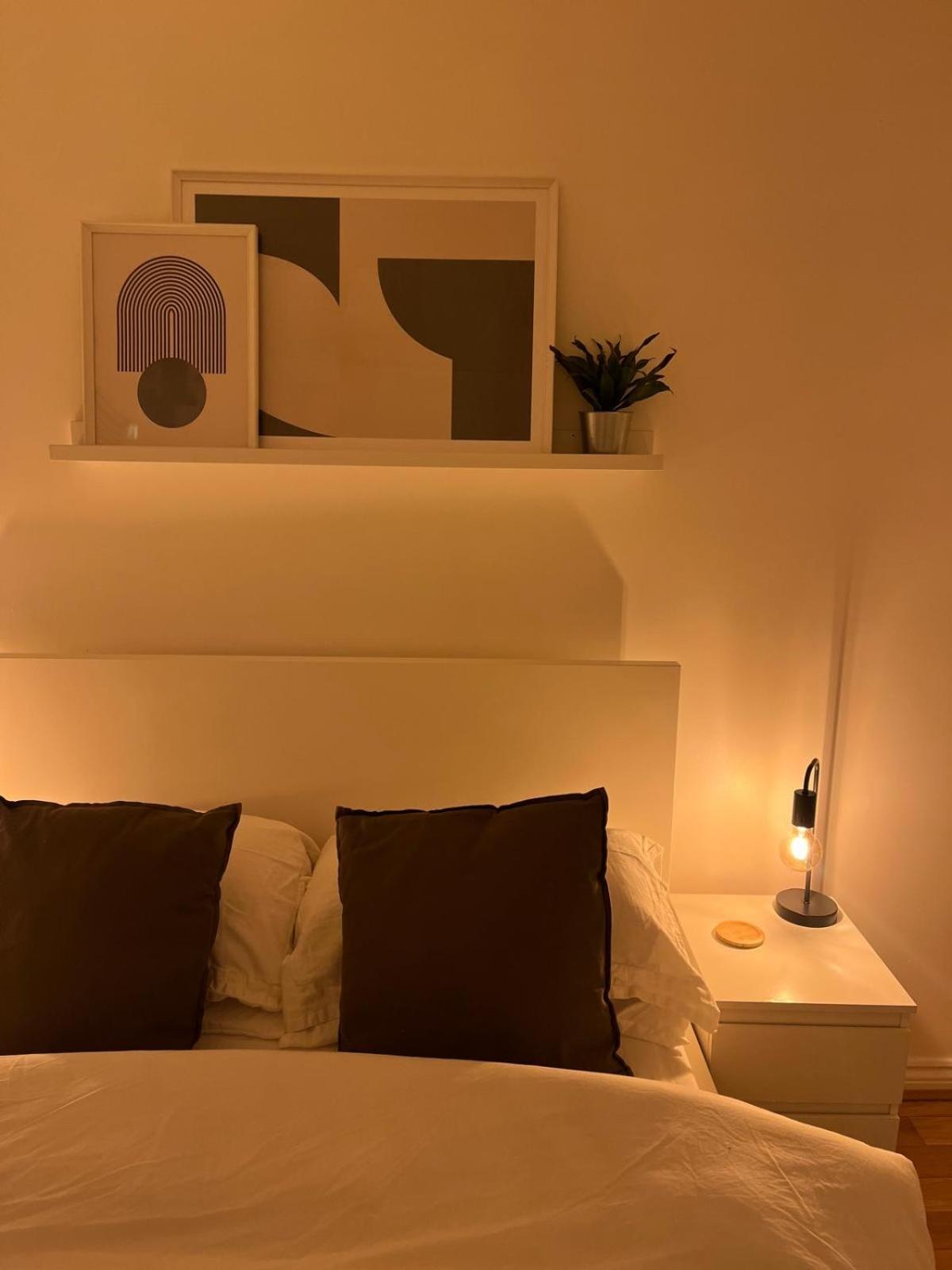 דורהם Homely 2 Story Cathedral City Apartment מראה חיצוני תמונה